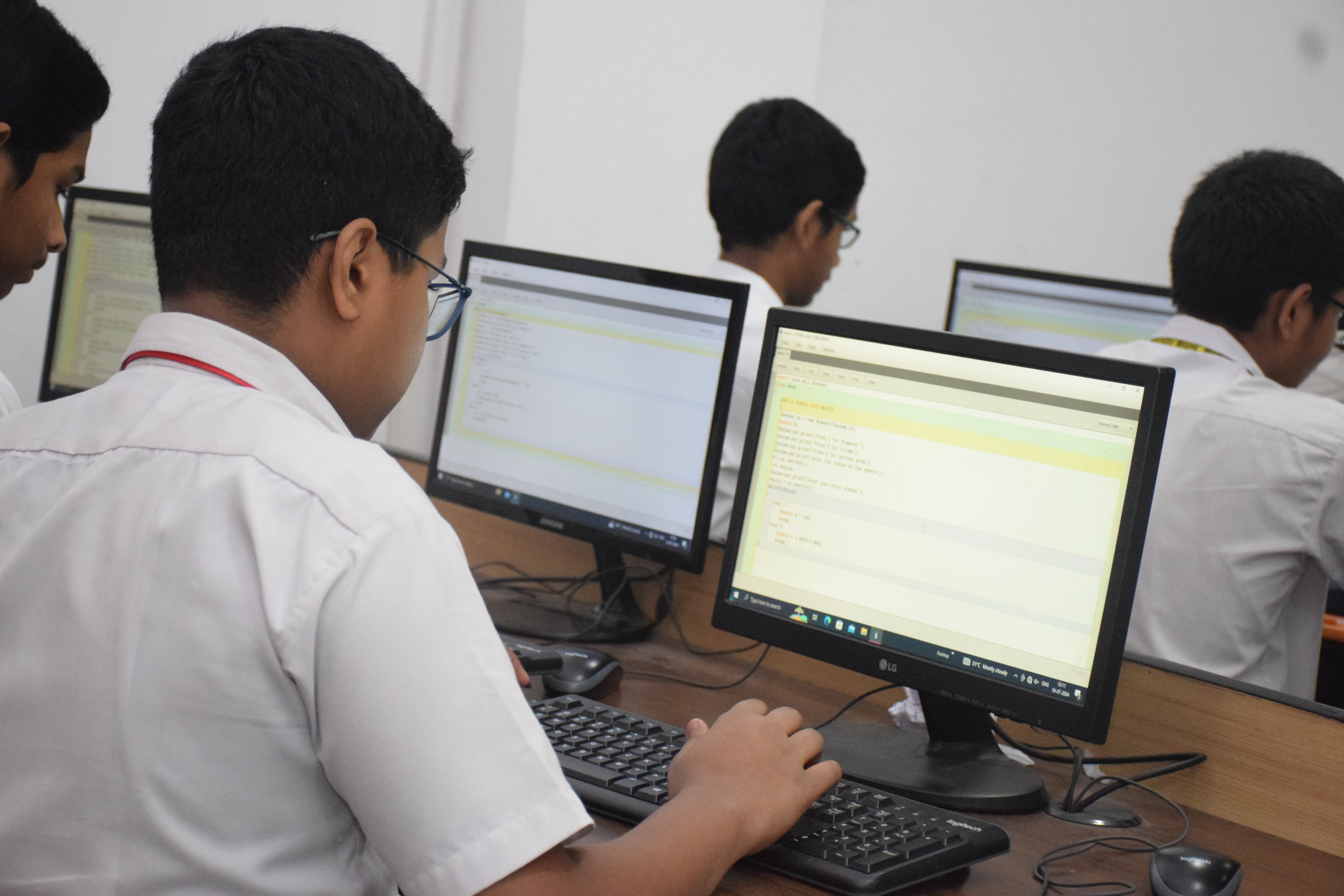 Computer Lab calcutta-boys-school